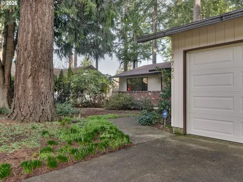 7705 NE 149th Avenue Vancouver WA 98682