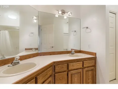 22702 NE 132nd Circle Brush Prairie WA 98606
