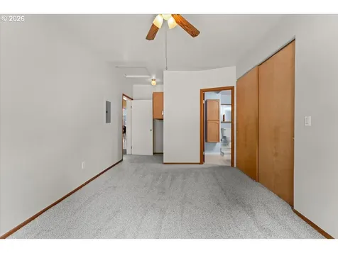 7413 SE Pine Street Portland OR 97215