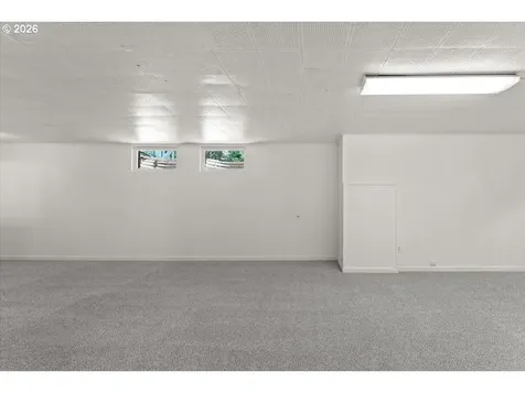7413 SE Pine Street Portland OR 97215