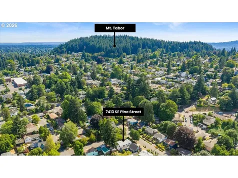 7413 SE Pine Street Portland OR 97215