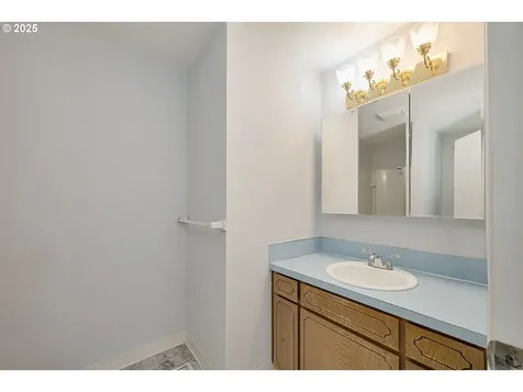 11705 SW Wilkens Lane Beaverton OR 97008