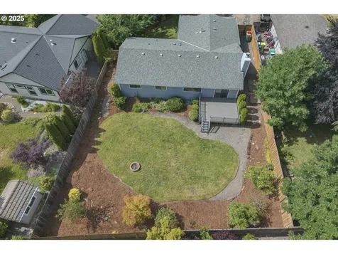 11705 SW Wilkens Lane Beaverton OR 97008