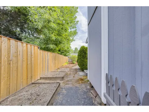 11705 SW Wilkens Lane Beaverton OR 97008