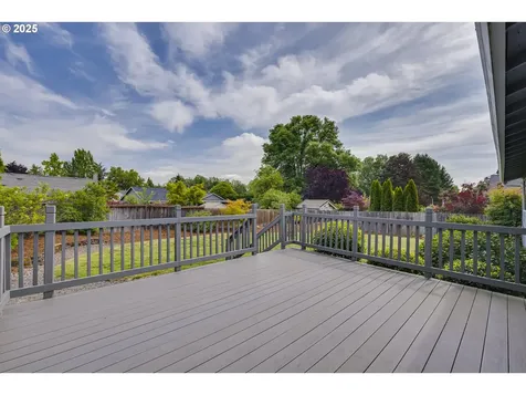 11705 SW Wilkens Lane Beaverton OR 97008