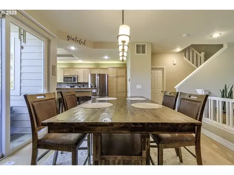 1613 NE Ashberry Drive Hillsboro OR 97124
