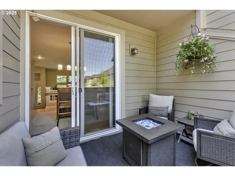 1613 NE Ashberry Drive Hillsboro OR 97124