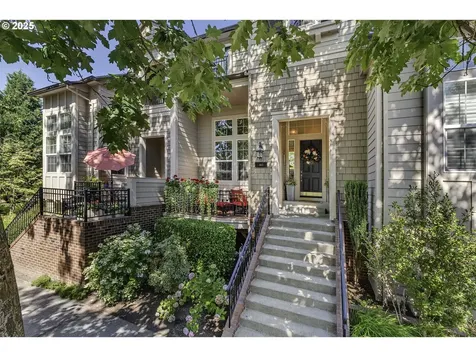 1613 NE Ashberry Drive Hillsboro OR 97124
