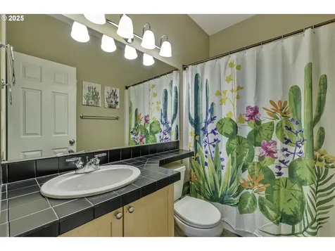 1613 NE Ashberry Drive Hillsboro OR 97124