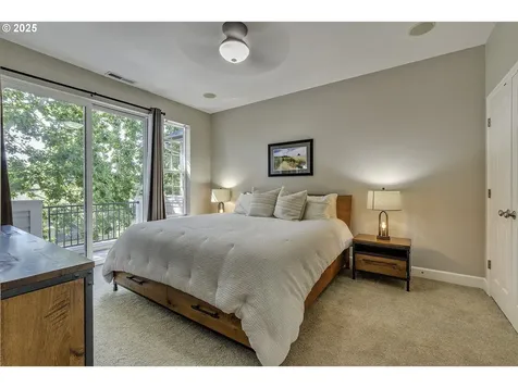 1613 NE Ashberry Drive Hillsboro OR 97124