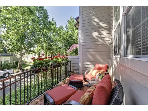 1613 NE Ashberry Drive Hillsboro OR 97124