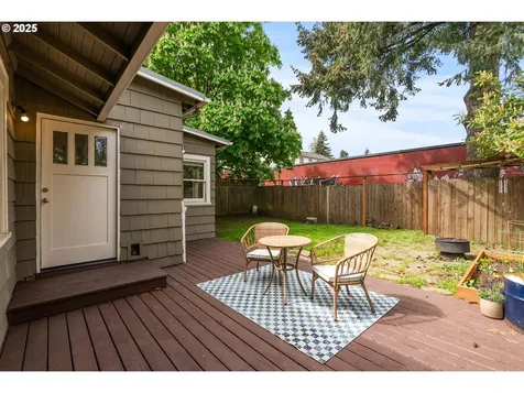 5433 NE 31st Avenue Portland OR 97211
