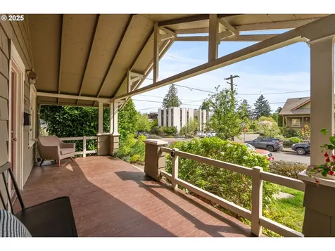 5433 NE 31st Avenue Portland OR 97211