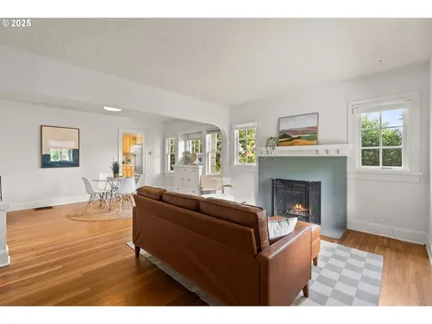 5433 NE 31st Avenue Portland OR 97211