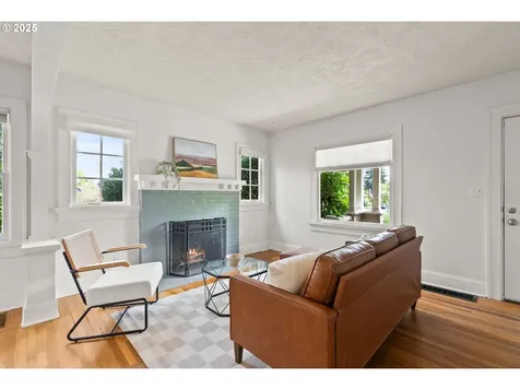 5433 NE 31st Avenue Portland OR 97211