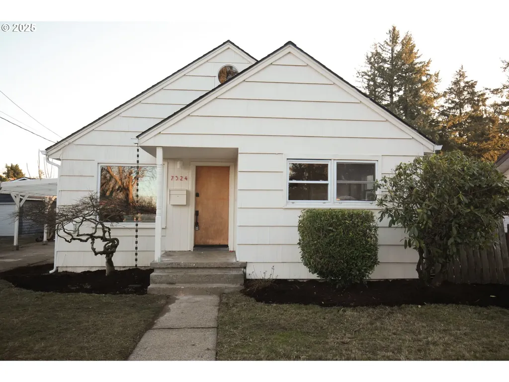 7524 NE Morris Street Portland OR 97213