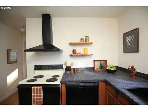 7524 NE Morris Street Portland OR 97213