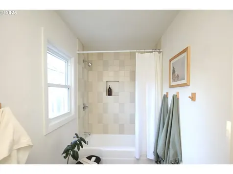 7524 NE Morris Street Portland OR 97213