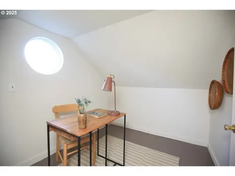 7524 NE Morris Street Portland OR 97213
