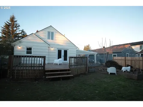 7524 NE Morris Street Portland OR 97213