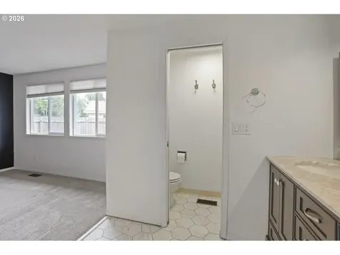 3034 SE Timberlake Drive Hillsboro OR 97123