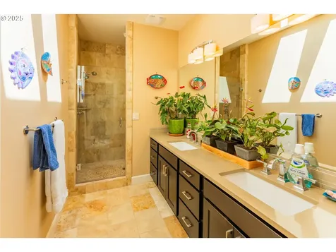 35908 Chinook Street Sandy OR 97055