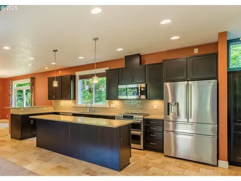 35908 Chinook Street Sandy OR 97055