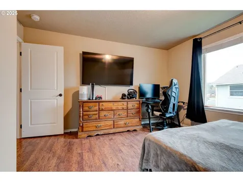 101 Leif Drive Kelso WA 98626