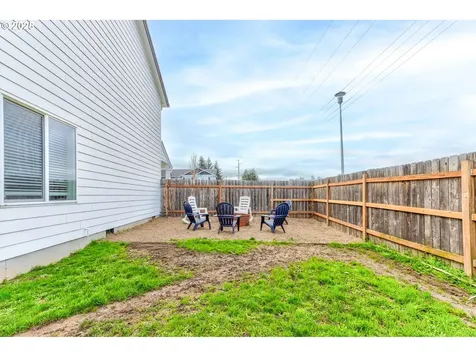 101 Leif Drive Kelso WA 98626