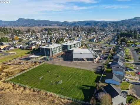 101 Leif Drive Kelso WA 98626