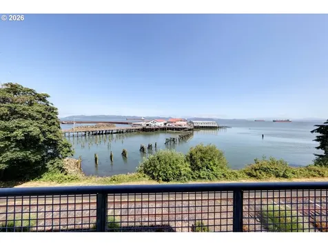 3990 Abbey Lane Astoria OR 97103