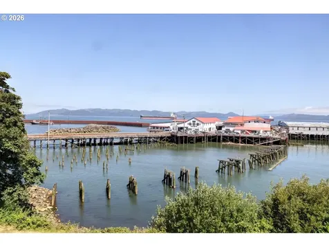 3990 Abbey Lane Astoria OR 97103