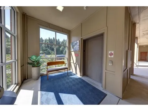 3990 Abbey Lane Astoria OR 97103
