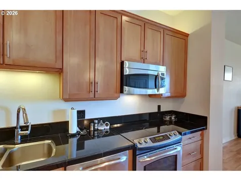 3990 Abbey Lane Astoria OR 97103