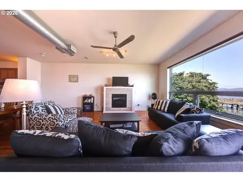 3990 Abbey Lane Astoria OR 97103