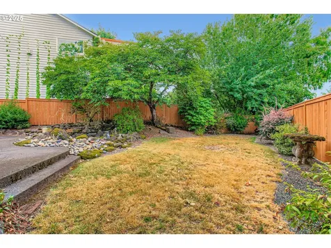 1744 N 10th Street Washougal WA 98671