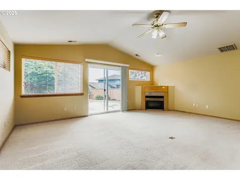1744 N 10th Street Washougal WA 98671
