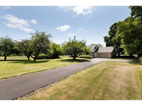 33872 Berg Road Warren OR 97053