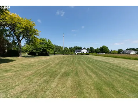 33872 Berg Road Warren OR 97053