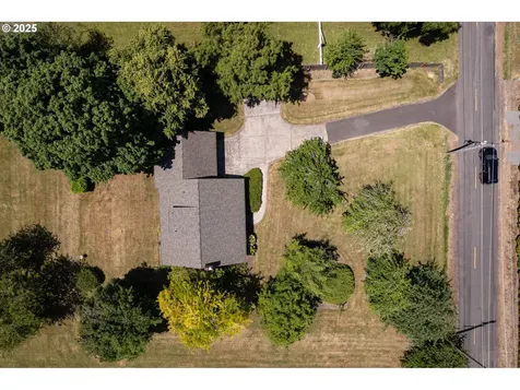 33872 Berg Road Warren OR 97053