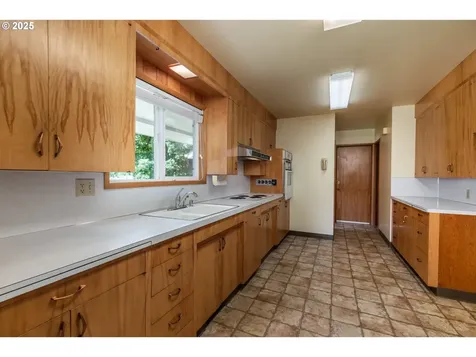 33872 Berg Road Warren OR 97053