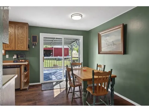 695 Glengary Loop Road Roseburg OR 97470