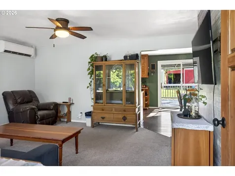 695 Glengary Loop Road Roseburg OR 97470