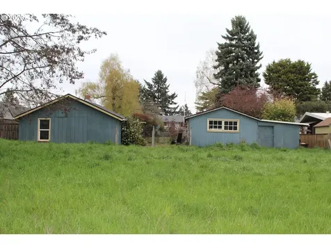152 Randall Street Oregon City OR 97045