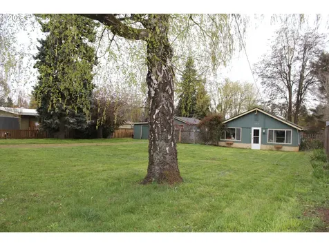 152 Randall Street Oregon City OR 97045