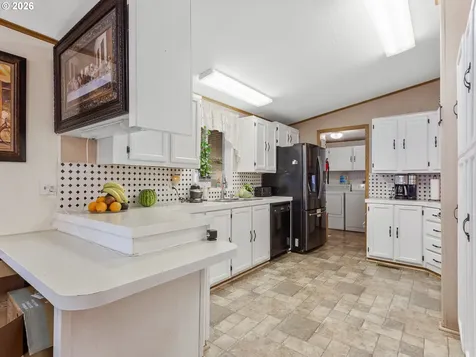 18485 SW Pacific Drive Tualatin OR 97062