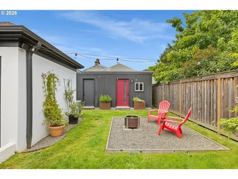 6110 NE 41st Avenue Portland OR 97211