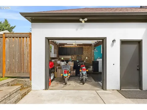 6110 NE 41st Avenue Portland OR 97211