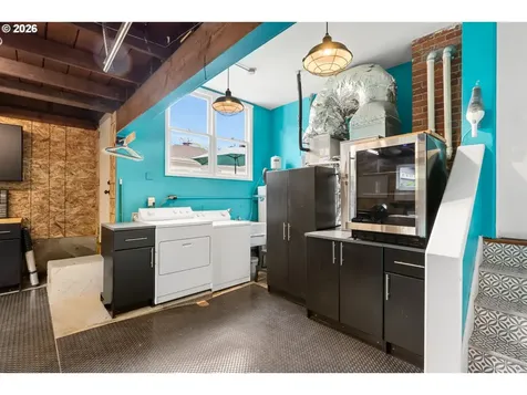6110 NE 41st Avenue Portland OR 97211