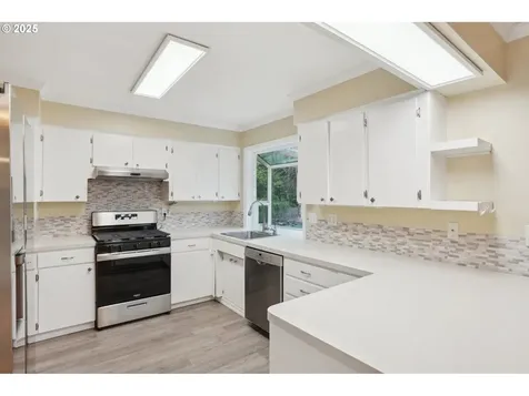 330 NW 107th Avenue Portland OR 97229